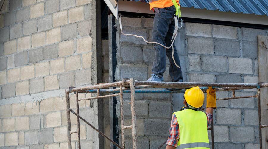 Professional residential roofers in Troutdale, OR